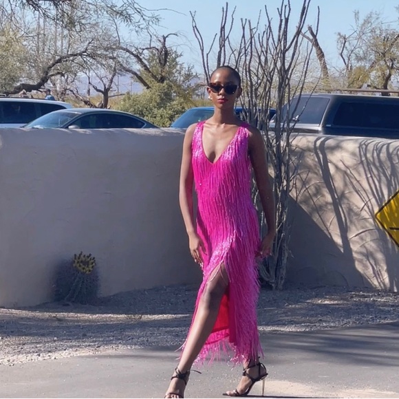 Pink sequin dress - Picture 3 of 3